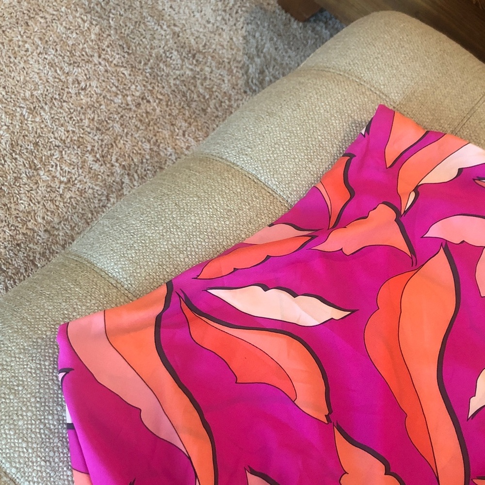 Tyche Fuchsia Pink Orange Printed Strapless Romper - Picture 4 of 7